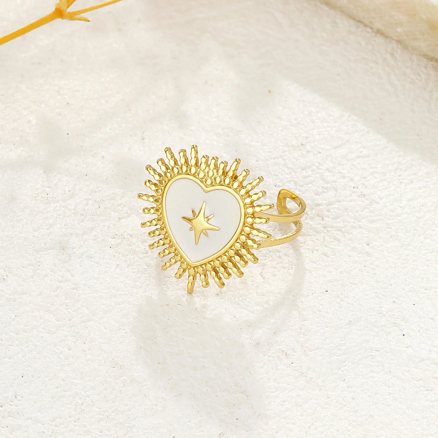 Bague cœur sacrée