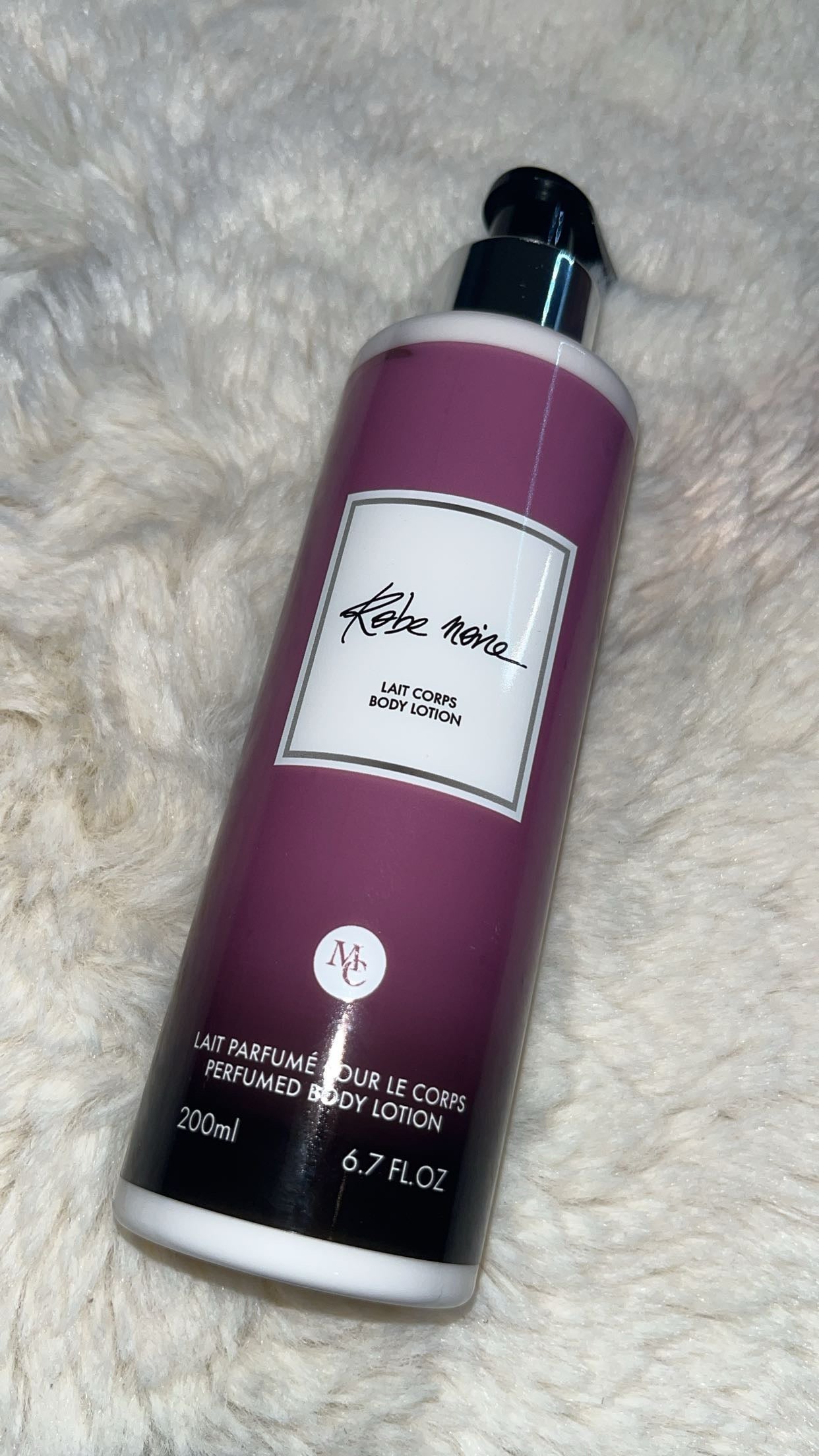 Lait corps robe noir