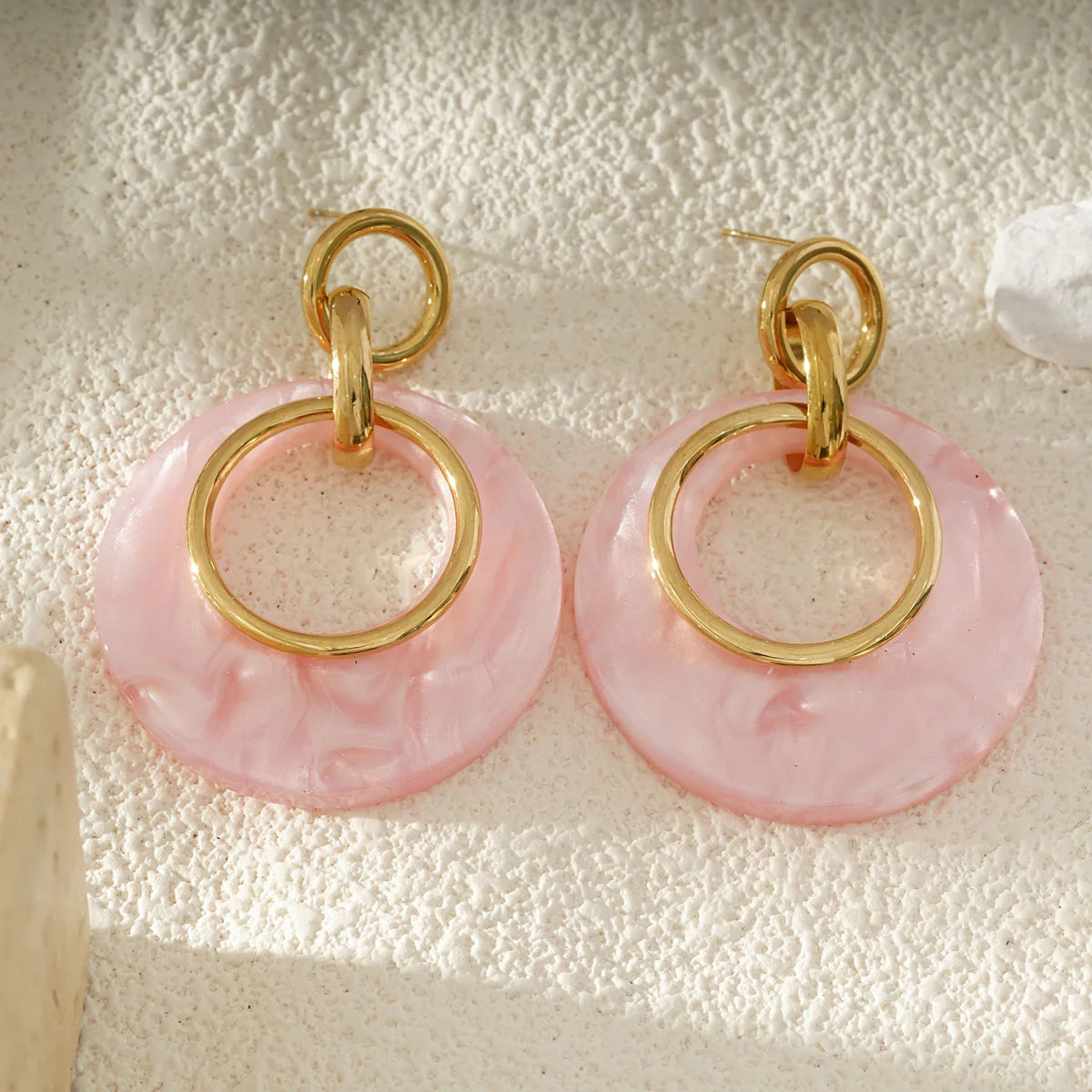 Boucles d’oreilles cercles entrelacées