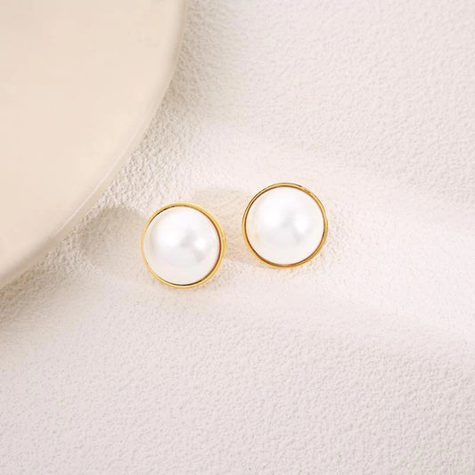 Boucles d’oreilles perles blanche