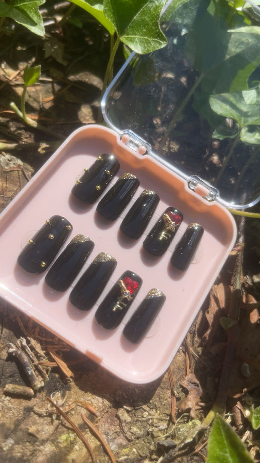 Ongles Rosita